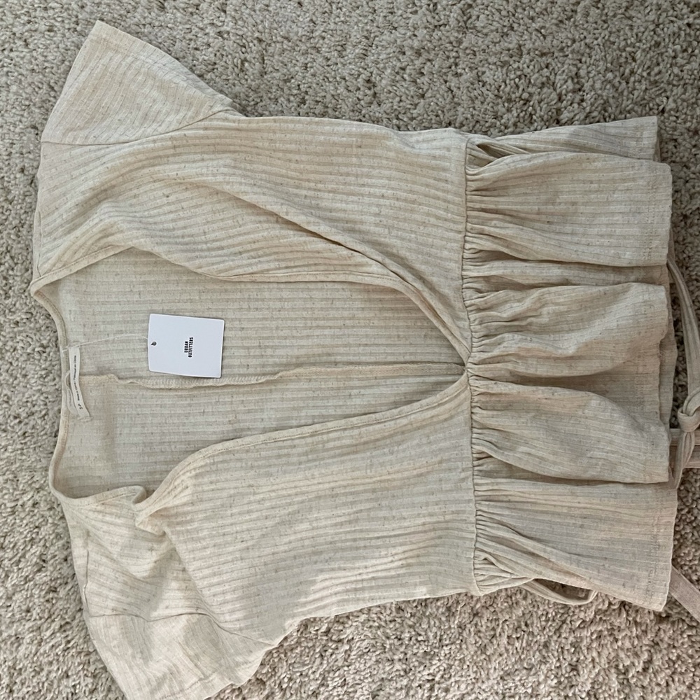 NWT Urban Outfitters boho style top🤍